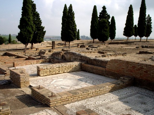 P5220097 mozaiek- Casa de Neptuno - Italica